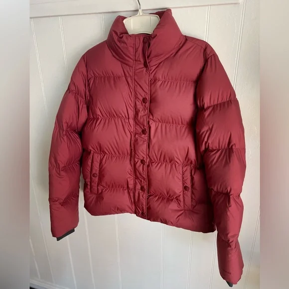 Patagonia Silent Down Jacket - Picture 4 of 11